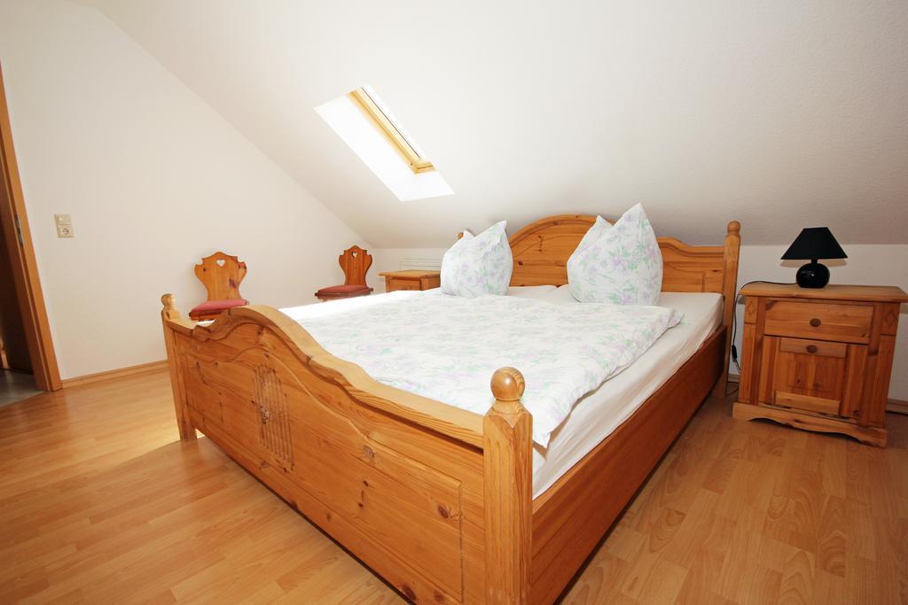 Hotel Garni Zum Goldenen Ring Quedlinburg Bagian luar foto