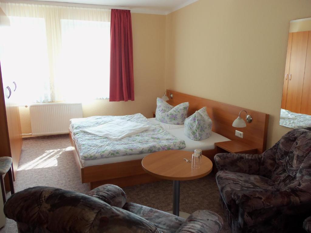 Hotel Garni Zum Goldenen Ring Quedlinburg Ruang foto
